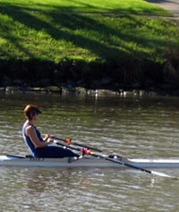 skulling rowing