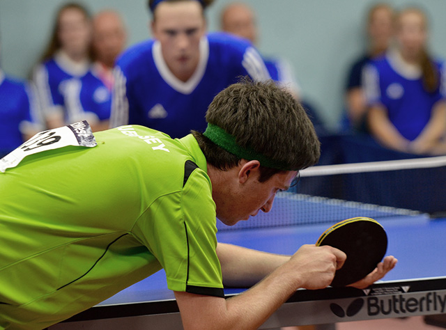 table tennis serving