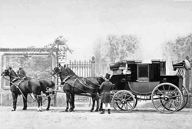 a mail coach from 1865 