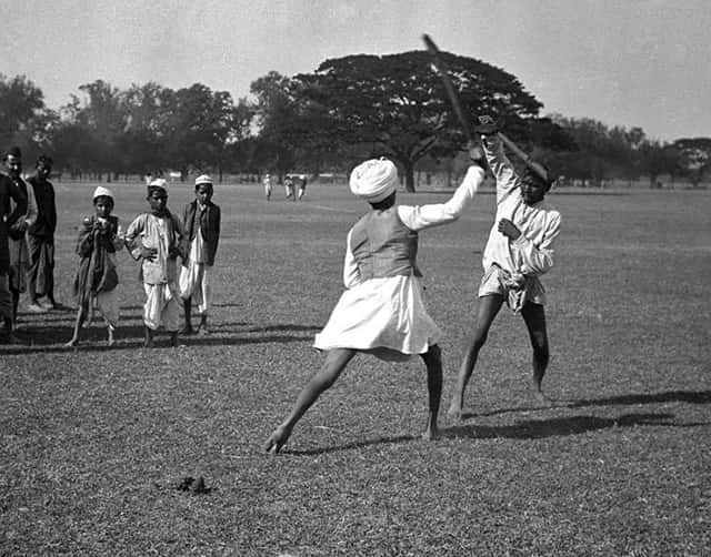 Silambam battle