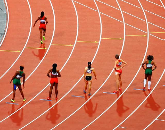 womens track srace start