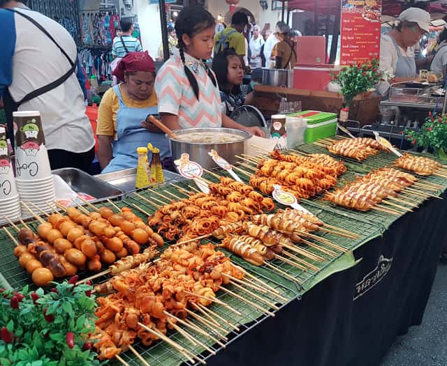 There are many food options in the streets