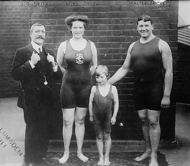 brickett_swimming_coach.jpg (large)