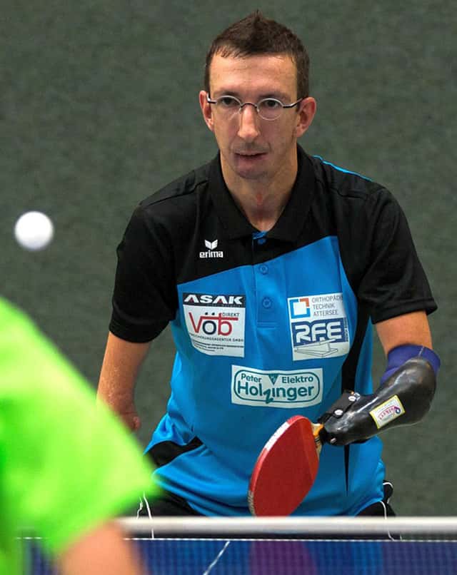 tabel tennis player