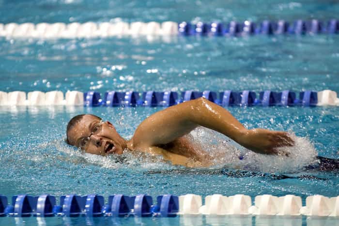 VO2max swimming test