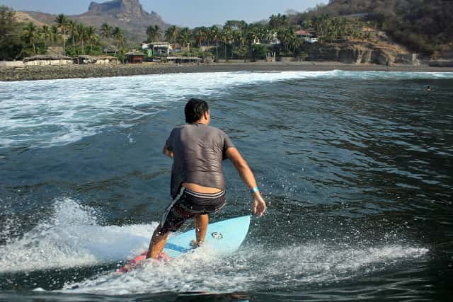 surfing in El Salvador