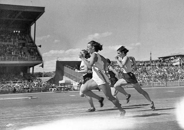 women's sprint race at Sydney Empire Games in 1938