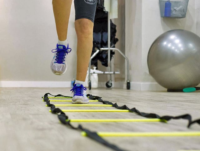 rope ladder quick feet test