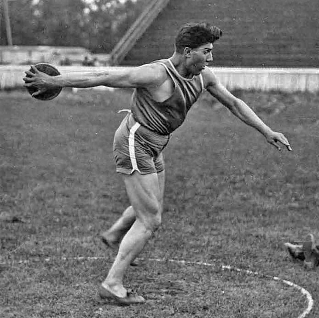 French champion discus thrower Raoul Paoli