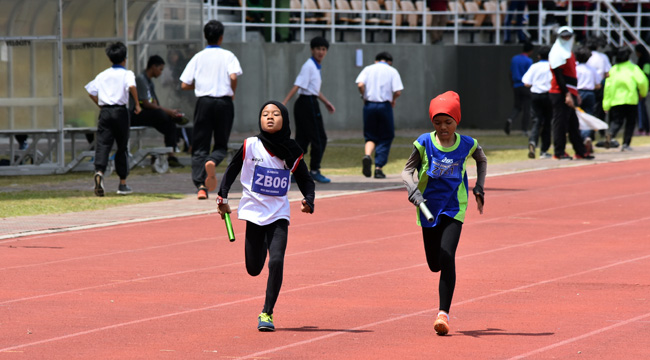 School kids racing in Malaysia
