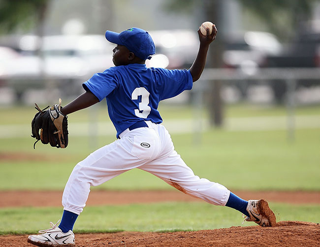 https://www.topendsports.com/sport/baseball/images/baseball-thrower-pixabay.jpg