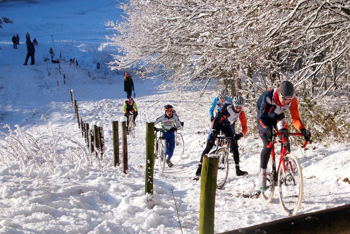 cycling race in the snow