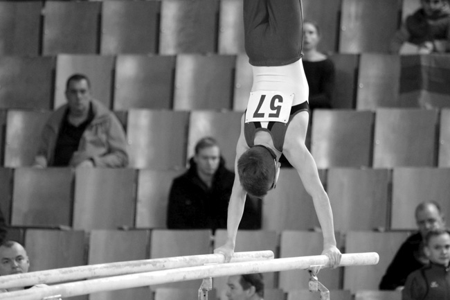 parallel bars routine