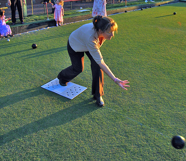 lawn bowling