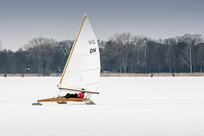 Sailing on Ice