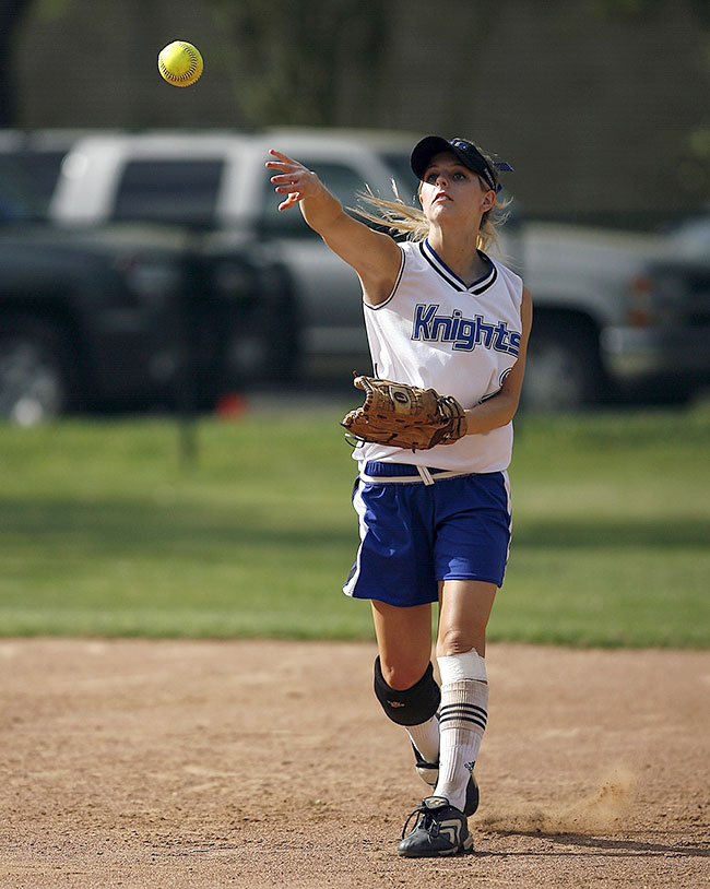 softball throw