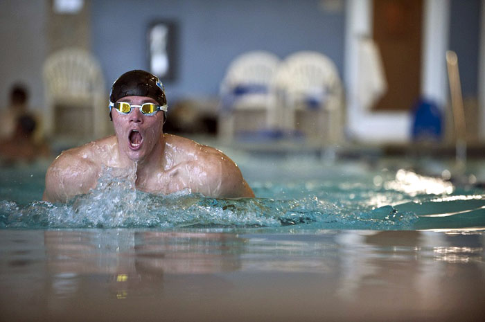 Swimming breaststroke